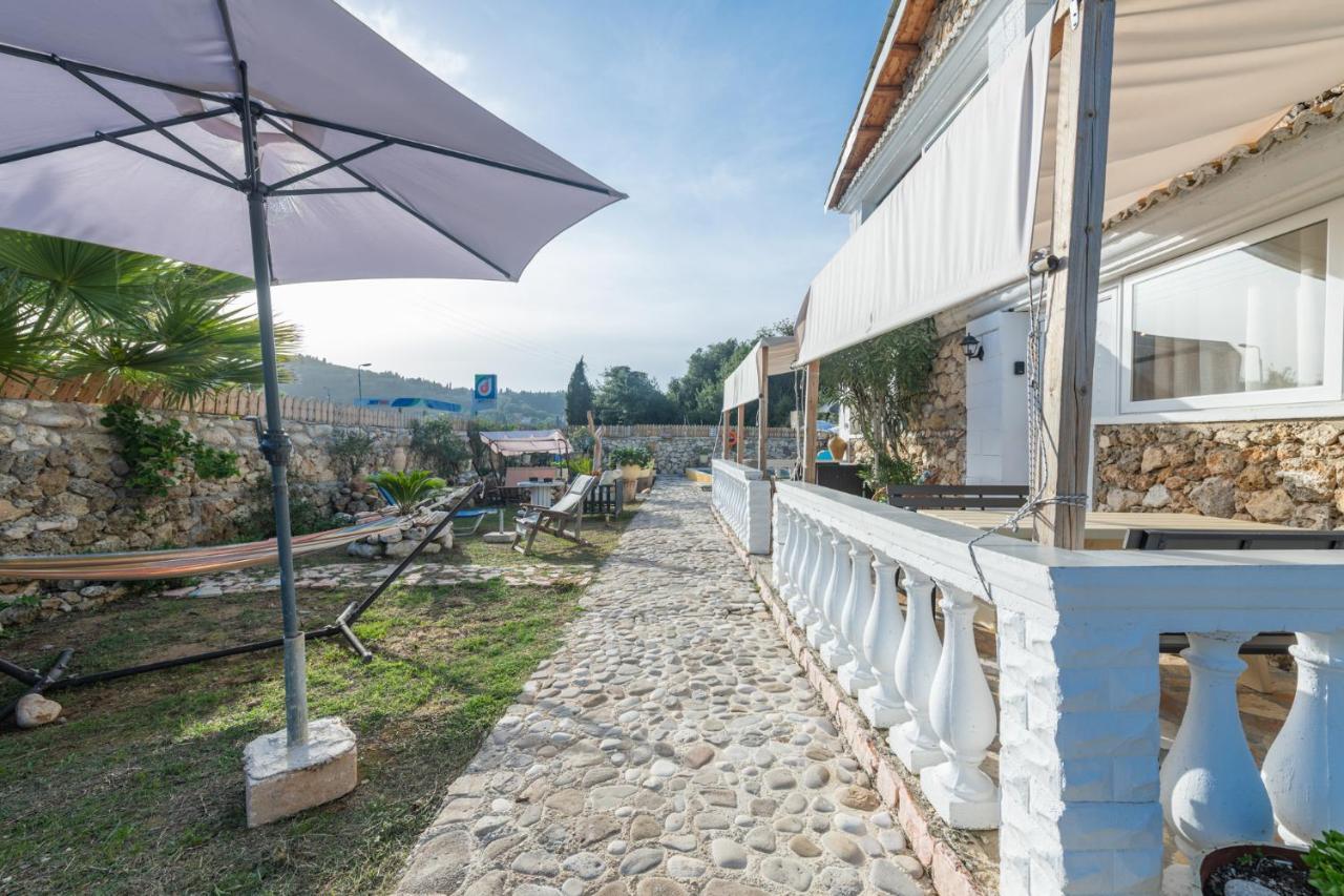 Villa Stelios Stone House Sinarades Kouramádes Exterior foto