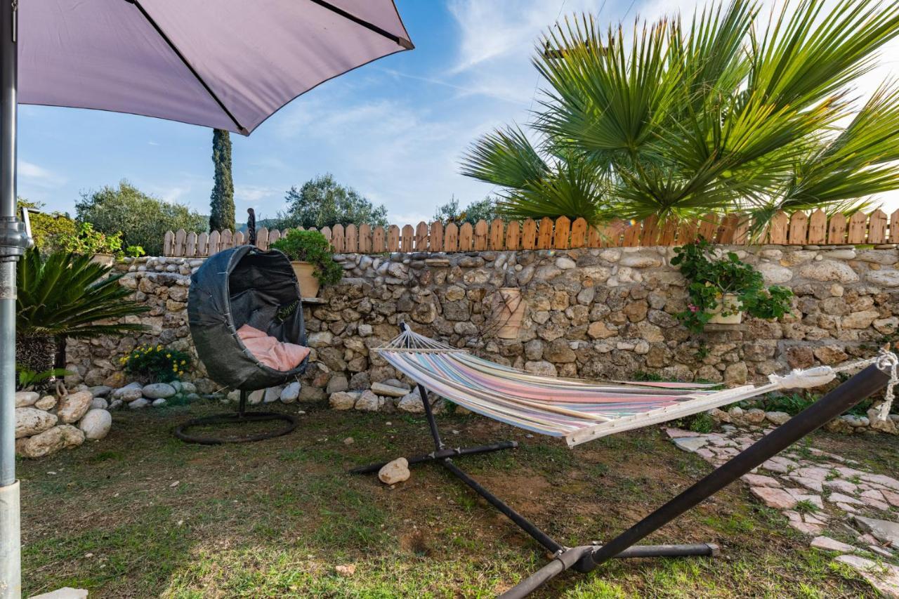 Villa Stelios Stone House Sinarades Kouramádes Exterior foto