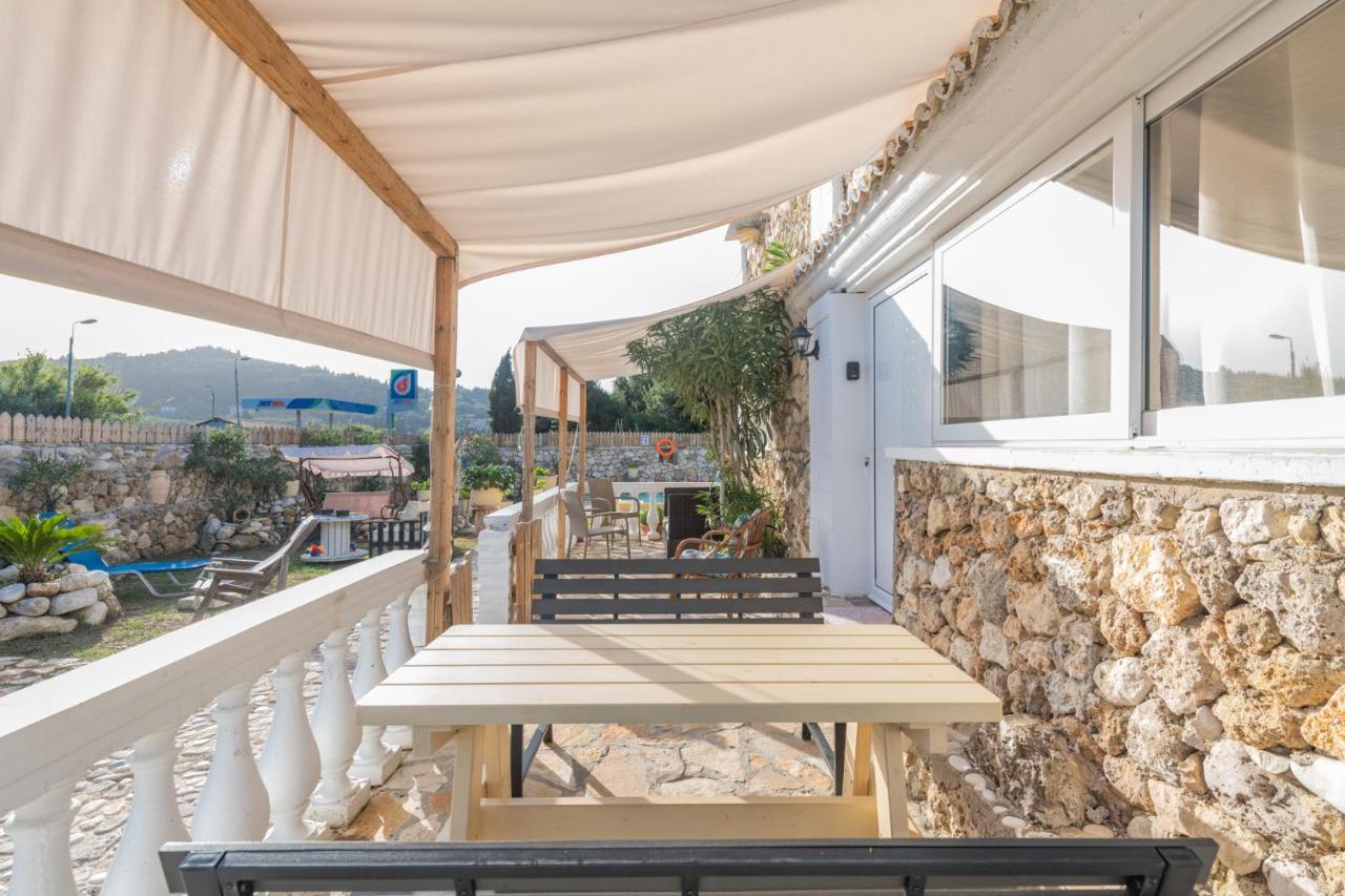 Villa Stelios Stone House Sinarades Kouramádes Exterior foto